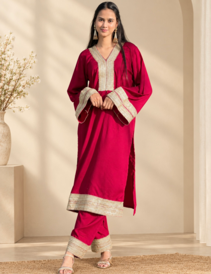 Shaenor maroon Pakistani-style kurta set with gold-toned embroidery
